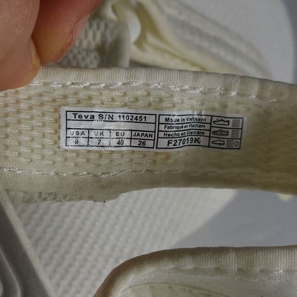 Teva Women's Flatform Universal US 9 White Mid Platform Strappy Sandals - Picture 14 of 14